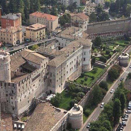 Al Consiglio Appartamento Trento Exteriör bild